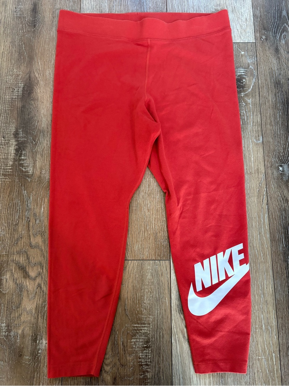Nike women’s size XL Logo Leggings